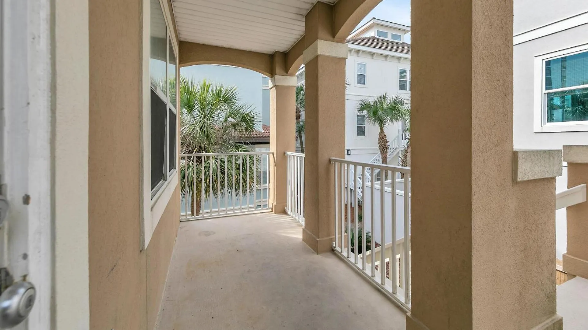 Holiday home The Spyglass A 5 Bed 3 Bath House That Sleeps 14 And Just 67 Steps From The Beach Destin