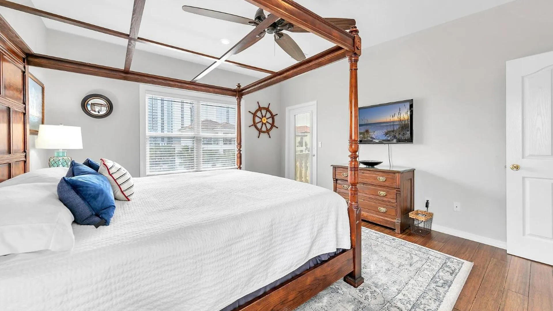Holiday home The Spyglass A 5 Bed 3 Bath House That Sleeps 14 And Just 67 Steps From The Beach Destin United States