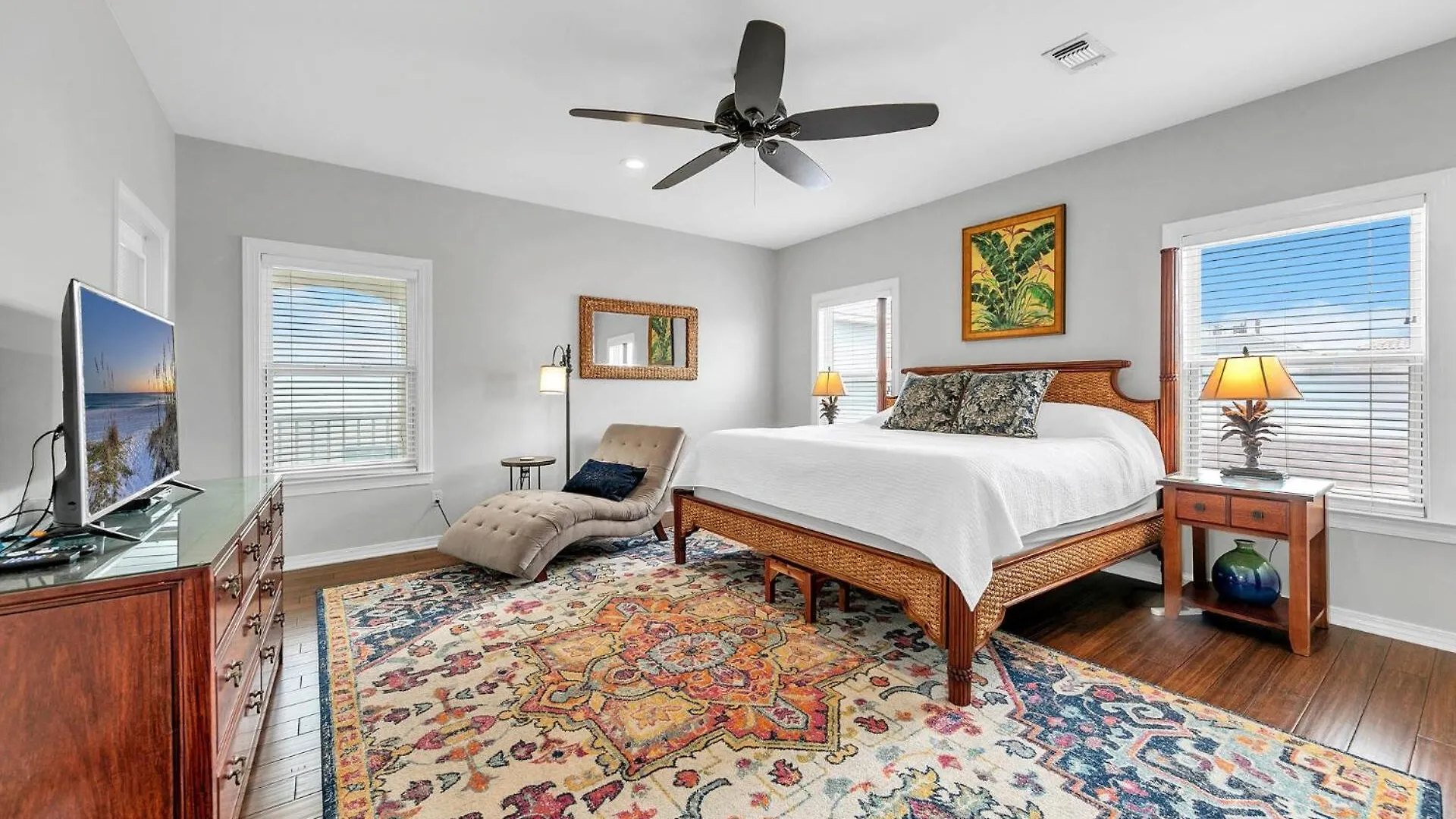 The Spyglass A 5 Bed 3 Bath House That Sleeps 14 And Just 67 Steps From The Beach Destin 0*,