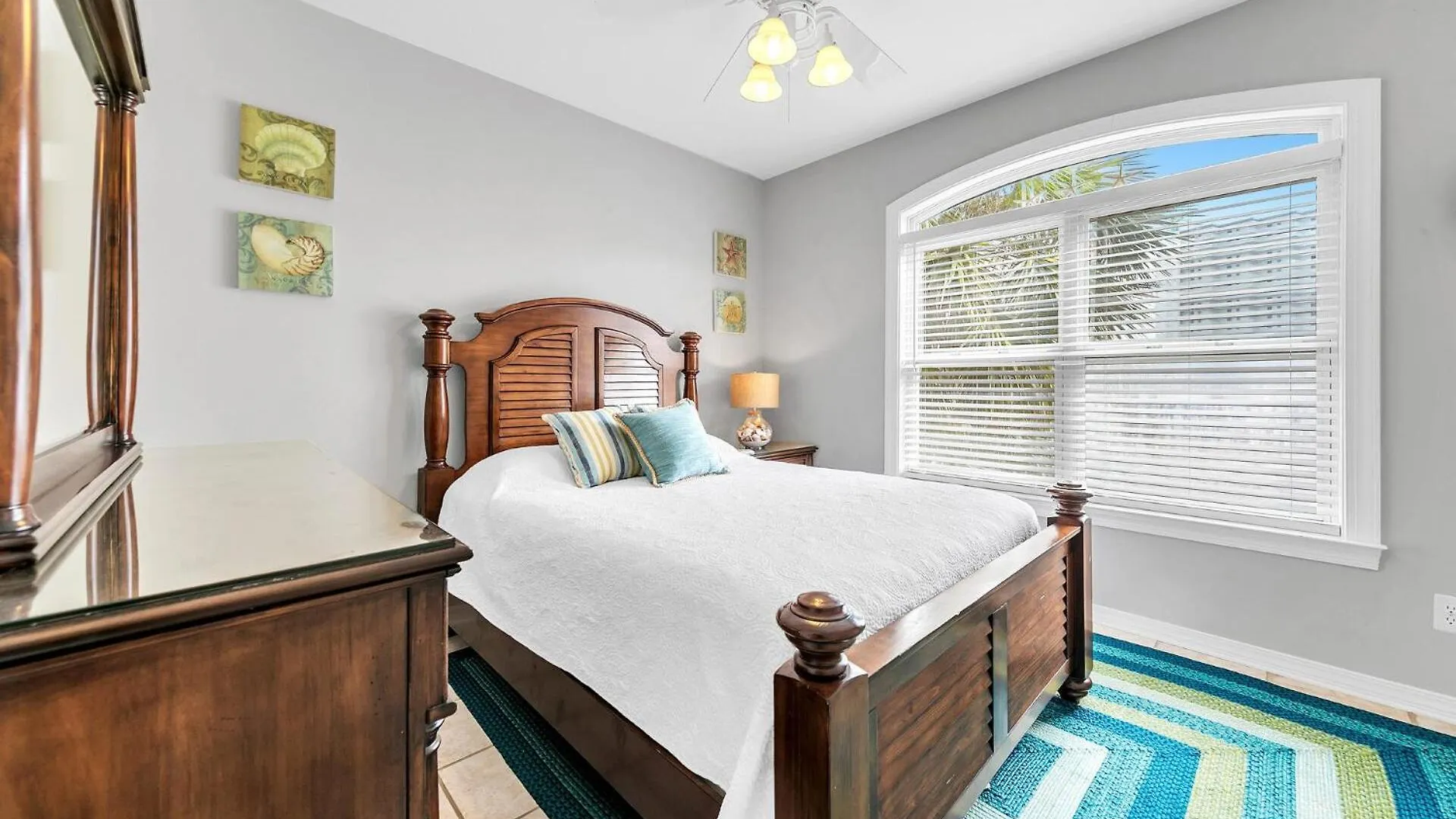 The Spyglass A 5 Bed 3 Bath House That Sleeps 14 And Just 67 Steps From The Beach Destin Holiday home